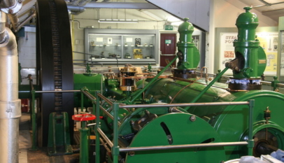 Uniflow steam engine, Bradford Industrial Museum